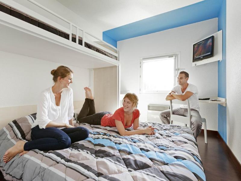 Hotelf1 Bordeaux Nord Лормон Экстерьер фото
